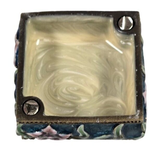 Cherished treasures, jeweled collection, hummingbird trinket box - Picture 11 of 12